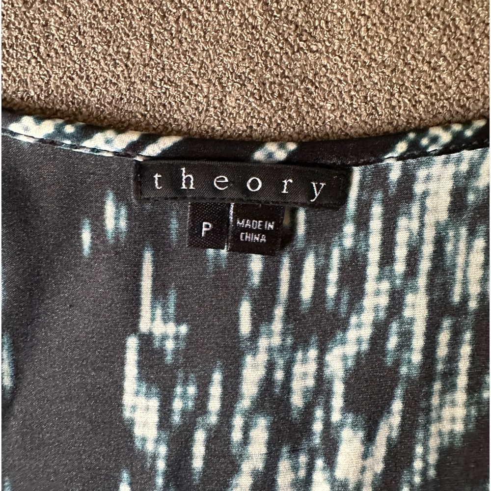 THEORY Rikyo Style Top - Picture 5 of 5